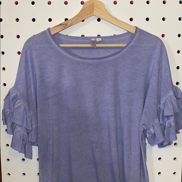 Blouse with ruffle sleeves - Picture 2 of 3